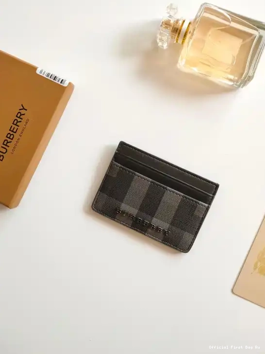 Official FirstBag Ru CARD CASE BURBERRY 0605